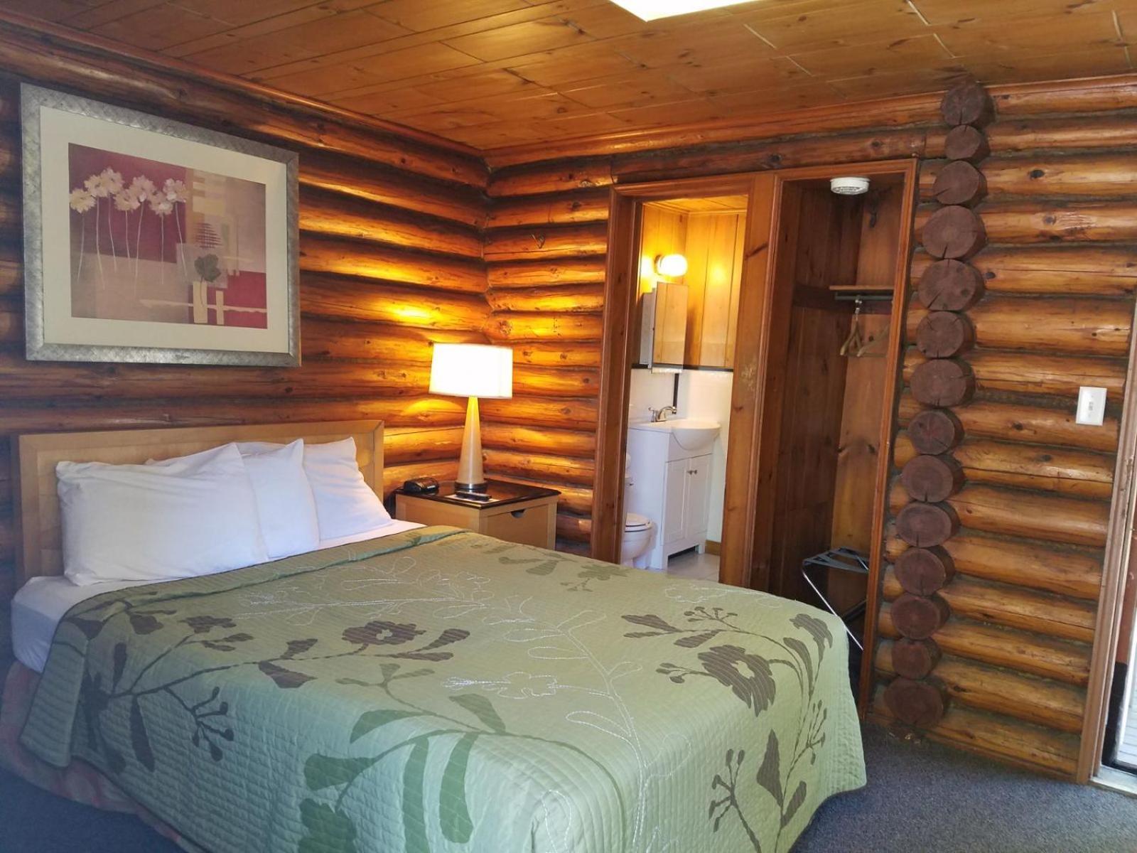 Seven Dwarfs Cabin - On The Brook Cabins Лейк Джордж Екстериор снимка